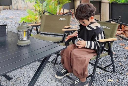 朋友圈晒娃照片的幸福句子